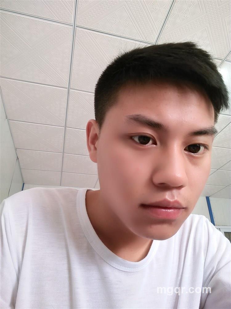 溪风199329的头像