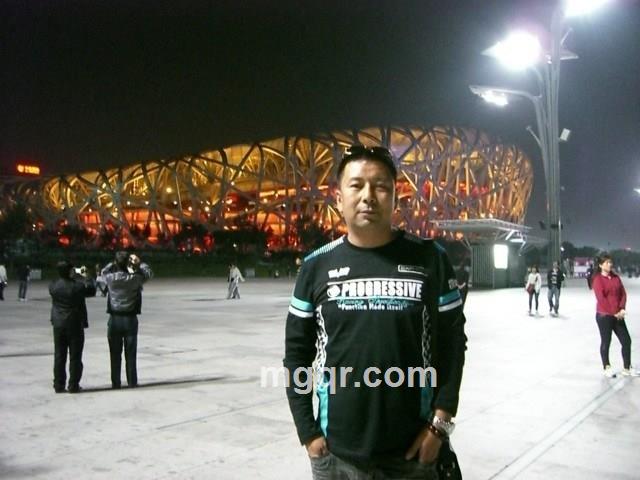 革命战士向前冲的头像