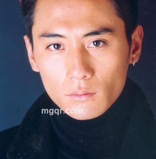 湖蓝色的眼泪的头像