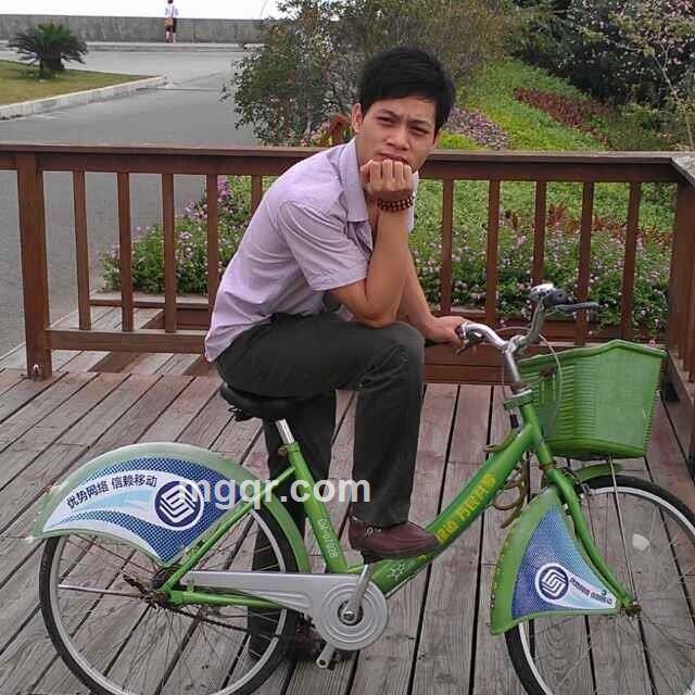 新醋宅男的头像