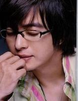 歌声高处看花泪的头像