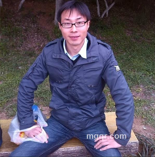 东方塑塑的头像