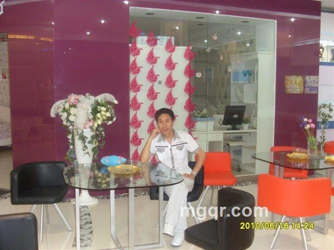 风语醉红尘的头像