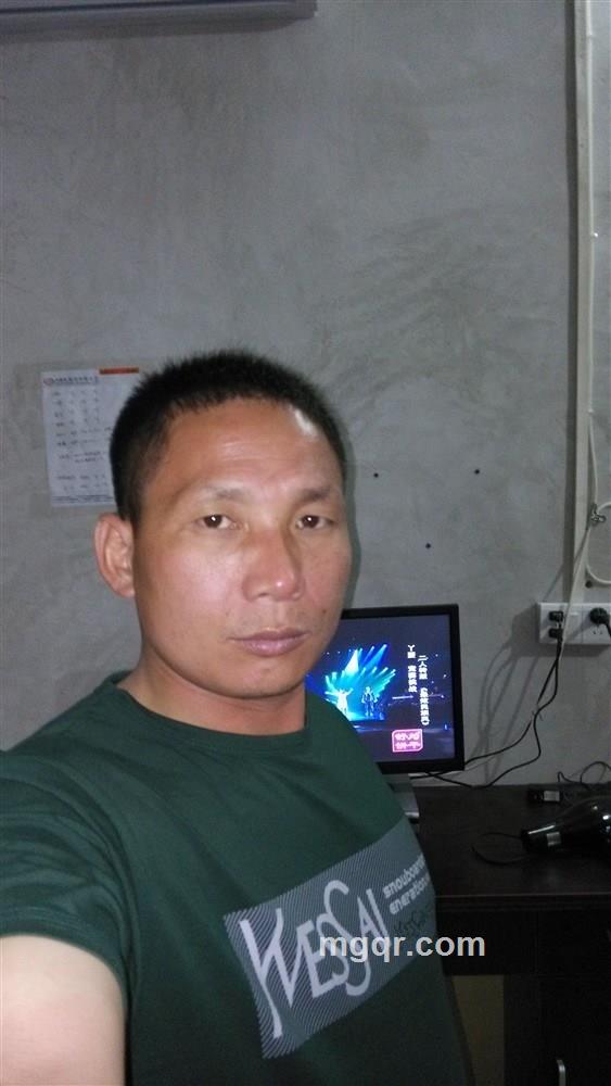 骚男人士的头像