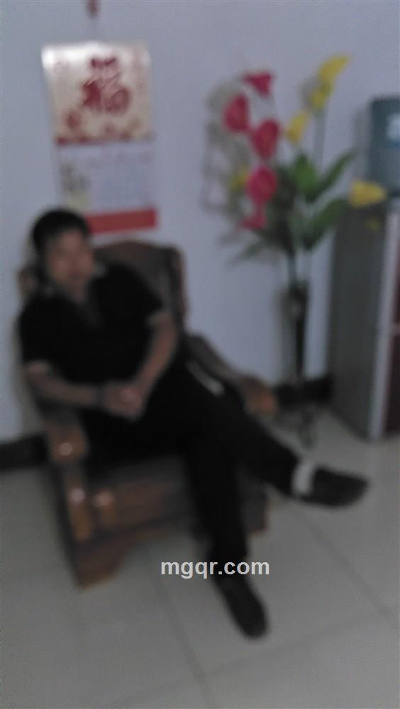 一骑绝尘的头像