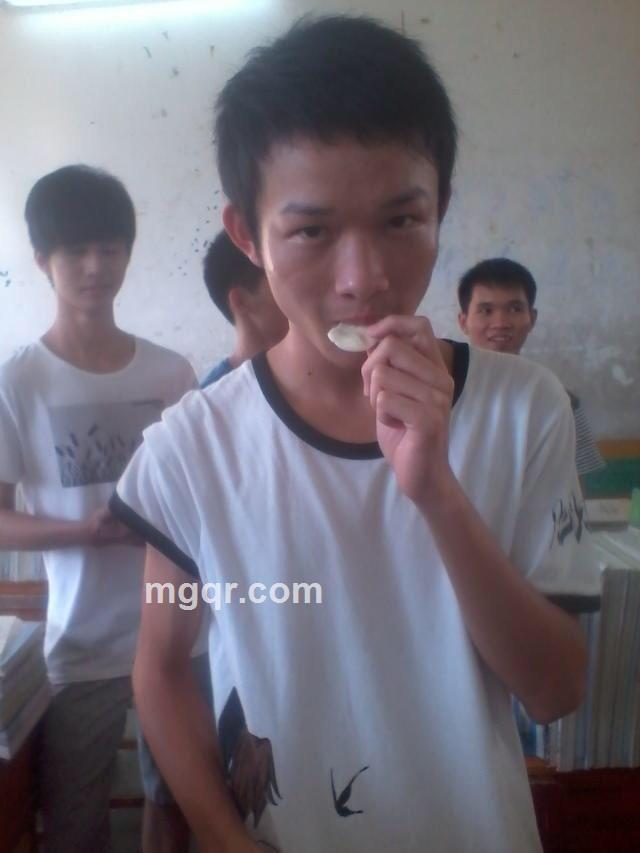 骑着蛤蟆去泡妞的头像