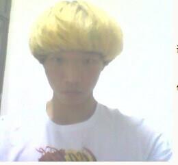 巴黎天空下苦涩的回忆的头像