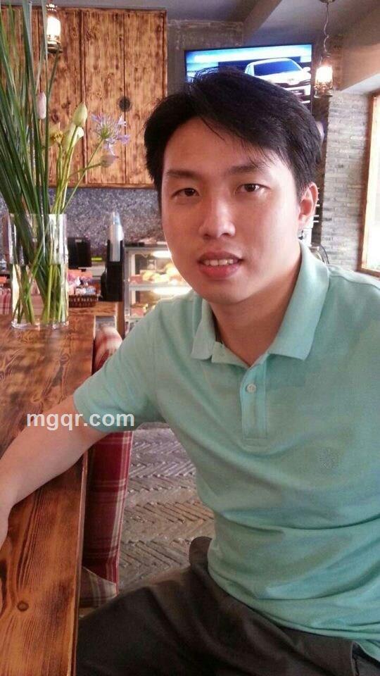 睶光乍泄的头像