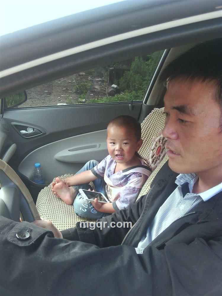 白衣健男的头像