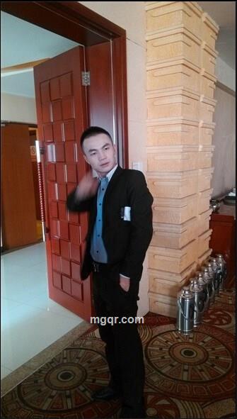 ......“老男人的头像