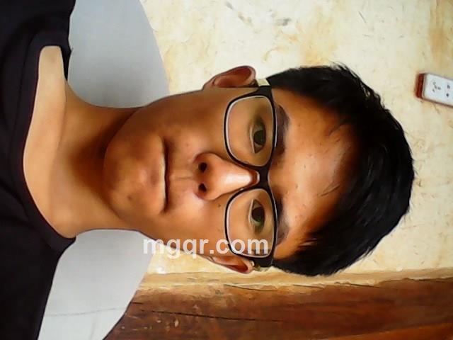 草尼啦啦的头像