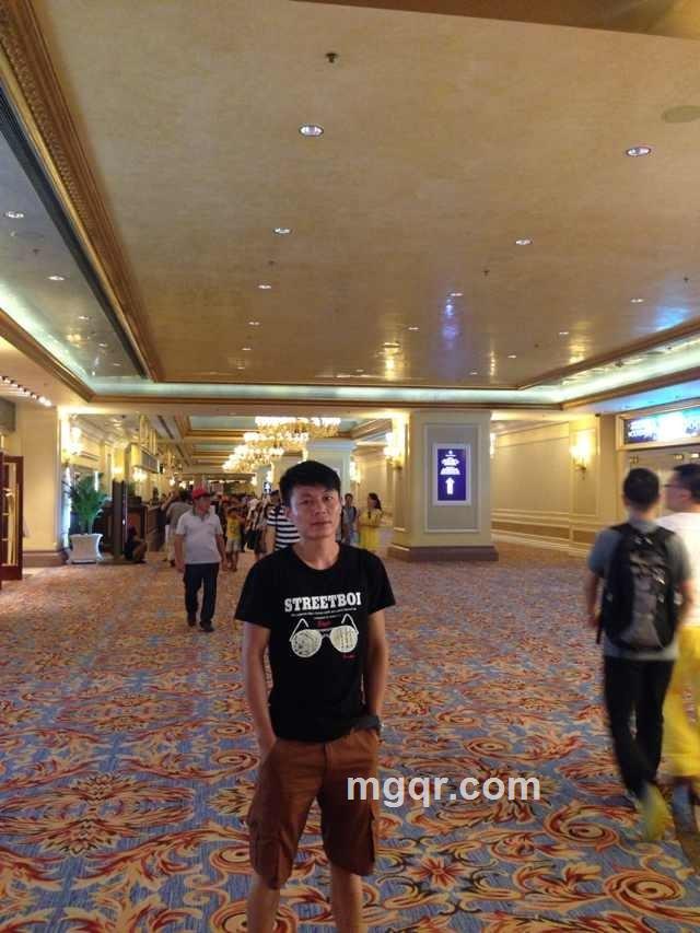 忆朗的头像