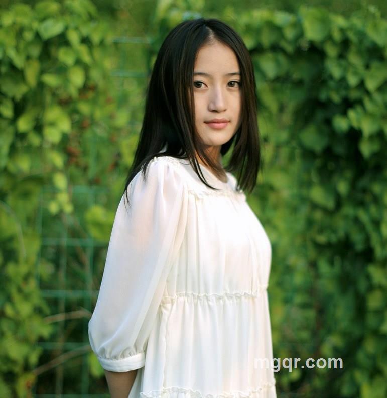 4月想你的夜的头像