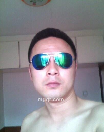 懂你de情的头像
