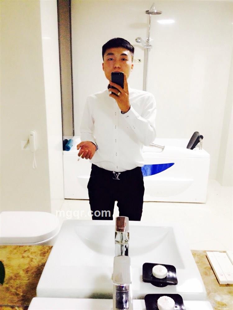 承诺，都苍白的可笑的头像