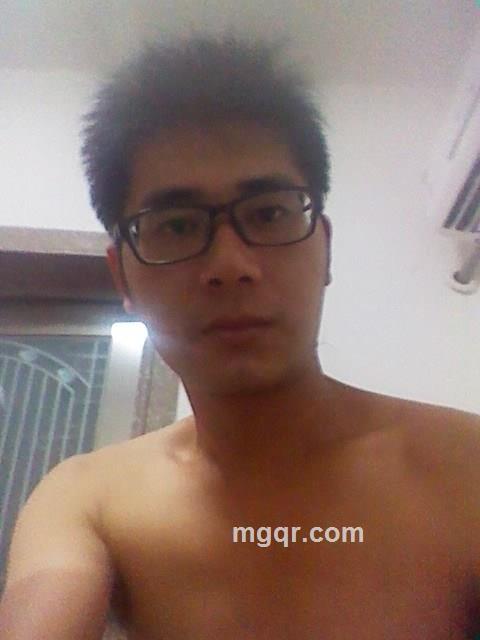 纯属娱乐的头像