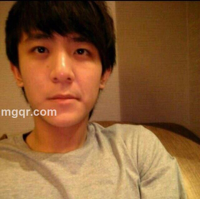 指间诱惑的头像