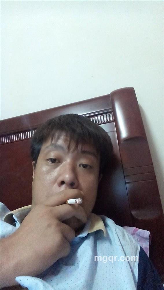 我的大的很了的头像