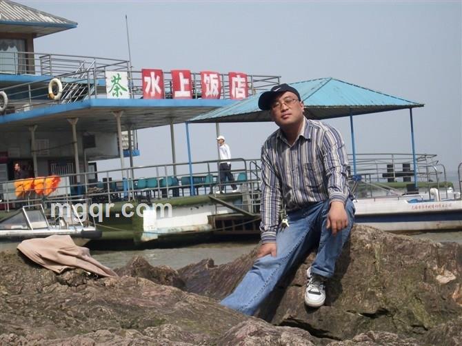 孤单徘徊的头像