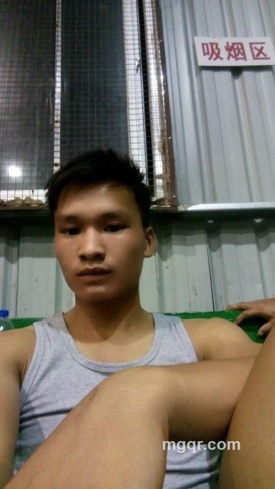 悲伤得很深的头像