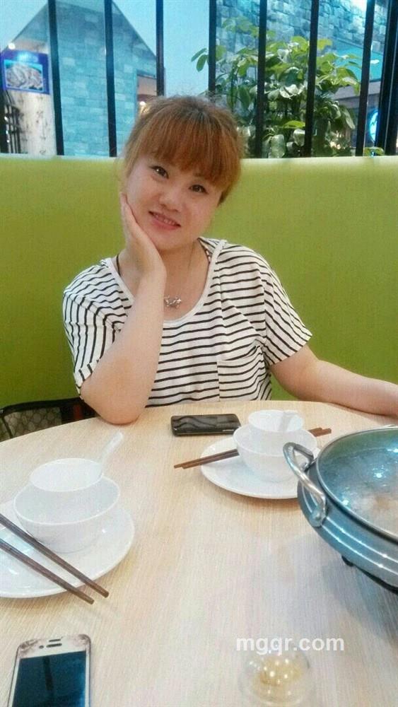 善良的女人的头像