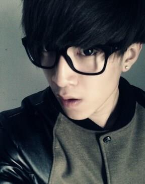 白色沙滩的头像