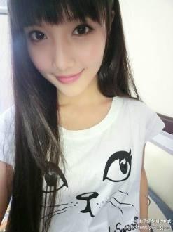 粉色由奈的头像