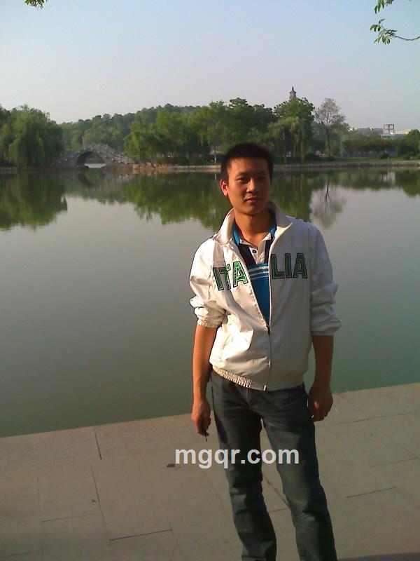 不畏将来、不念过往的头像