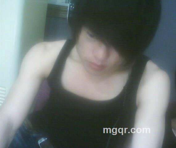 夜里寒寂的头像