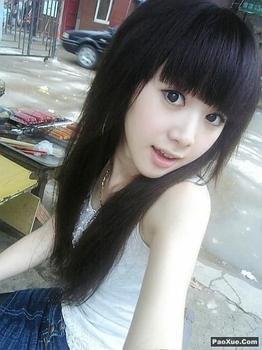 小 燕 子的头像