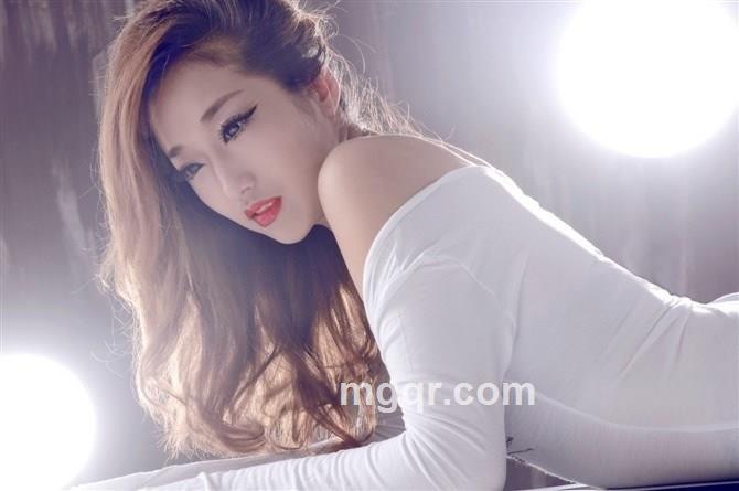 夏娃与亚当ai的头像