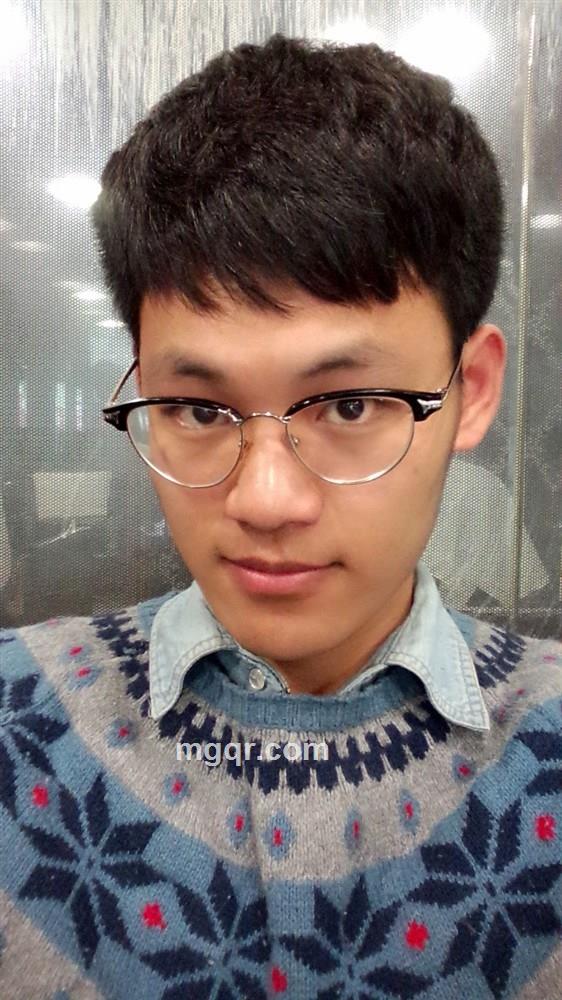 大学小伙的头像