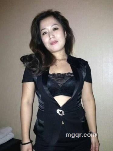 很玫瑰的头像