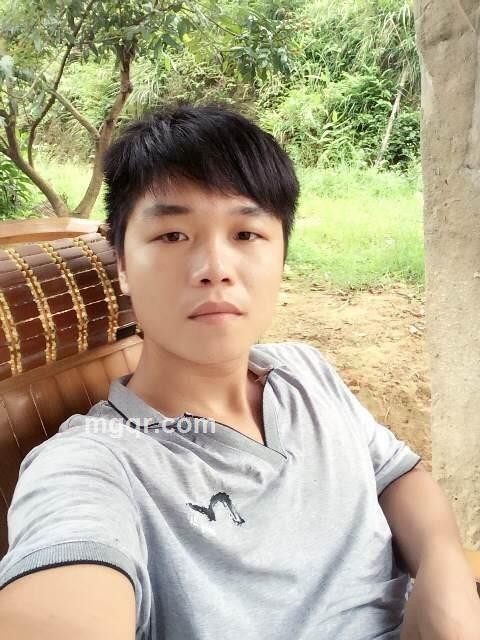 书架香烟的头像