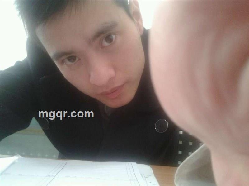 浮浮成成的头像