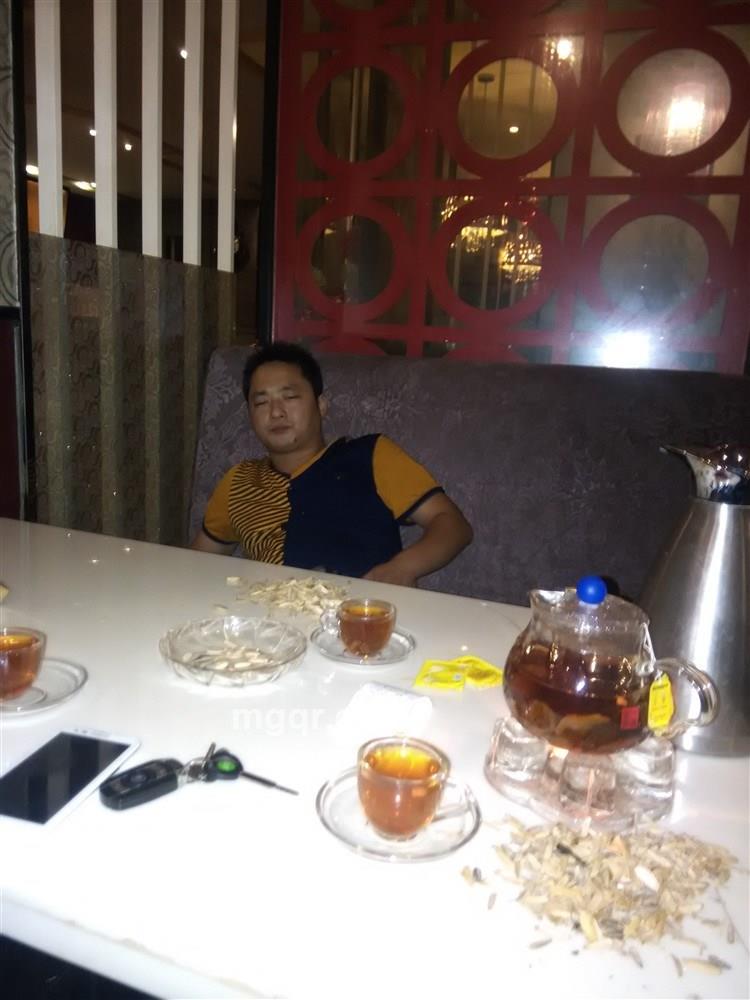 稳重男人的头像