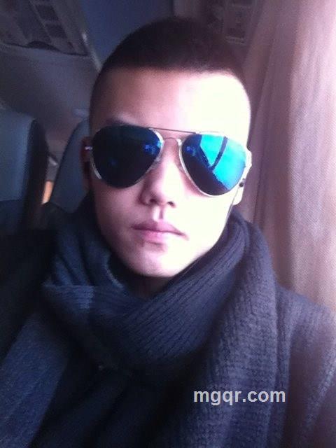 卖肾换果的头像