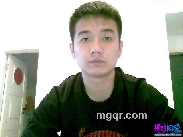 山水成成的头像