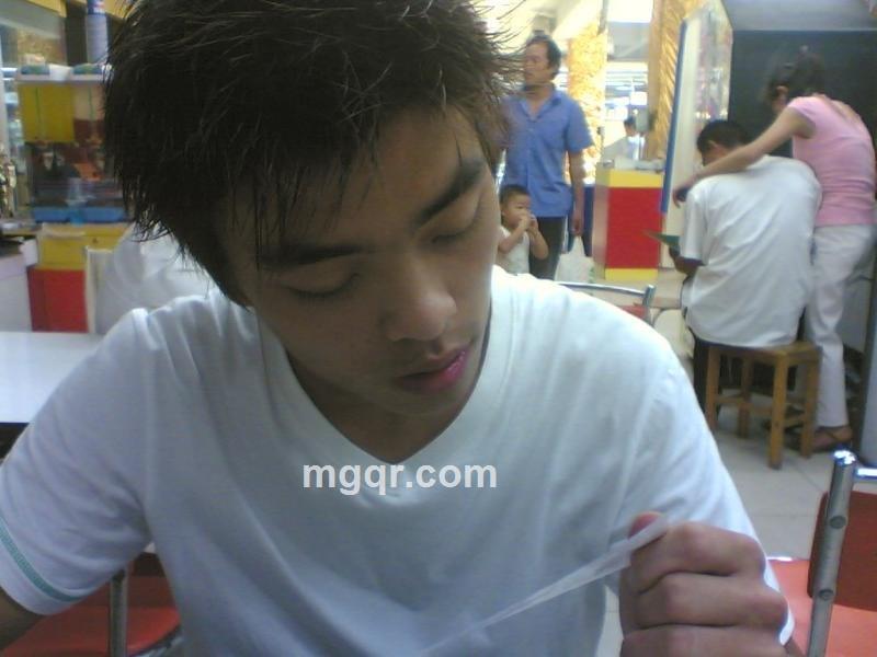 陌路相逢的头像