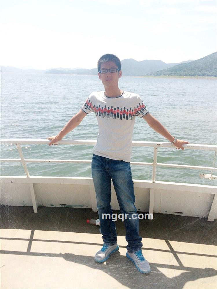 小伙丶铕漾的头像