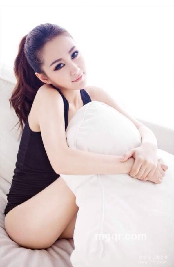 美丽幸福女人的头像