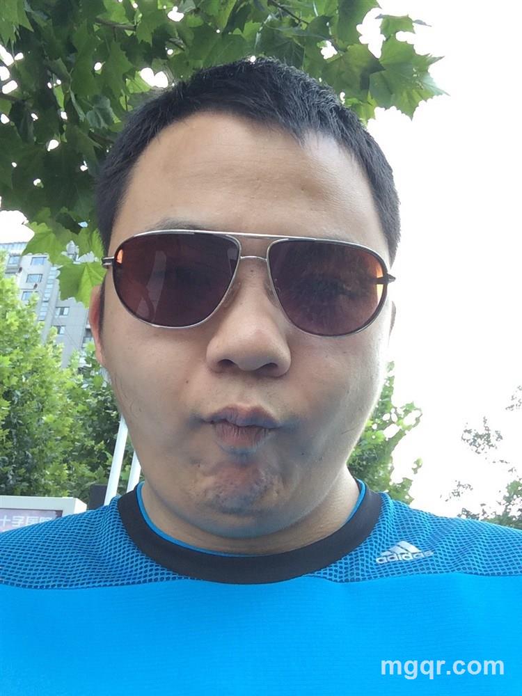 一个人de秋天的头像