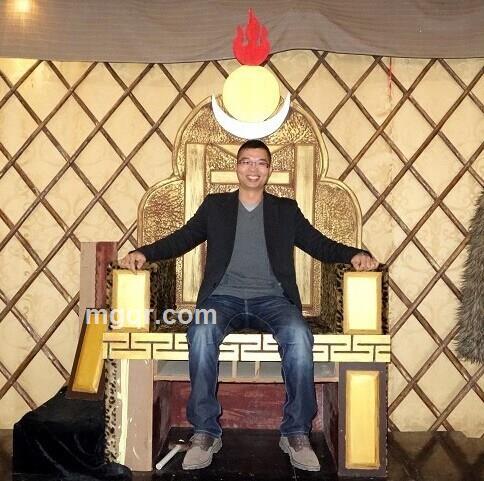 夜空黑雲的头像