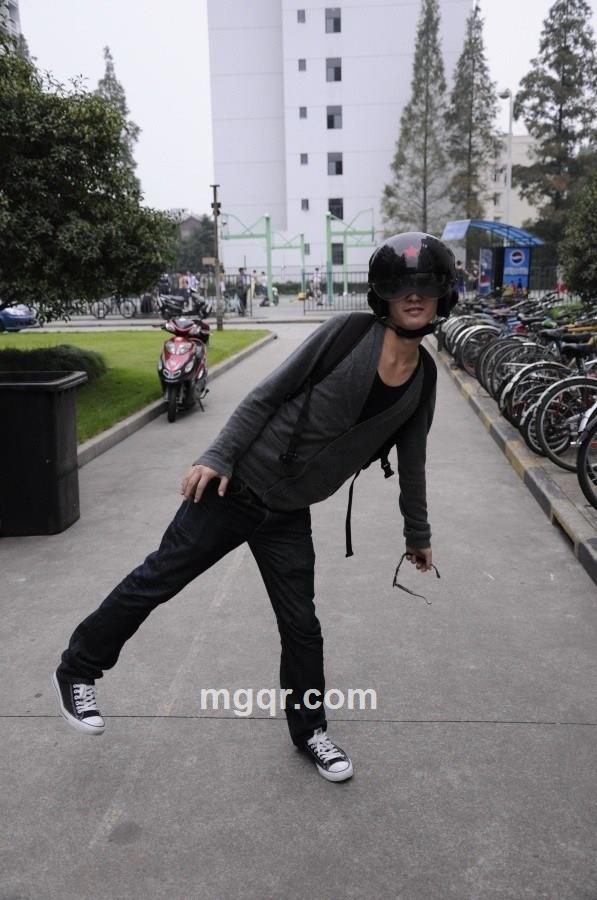 夜空里的流星的头像