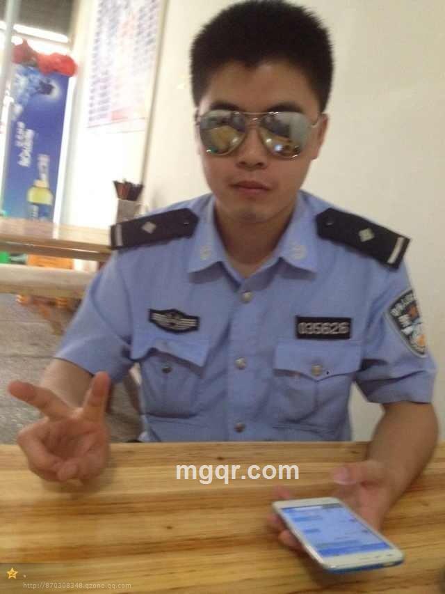 小s哥的头像