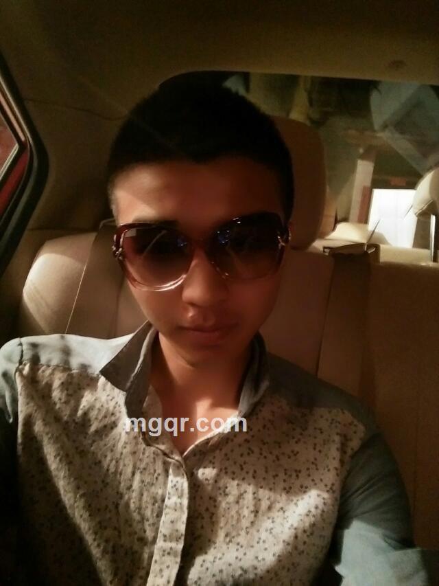 小伙子无限嗨的头像