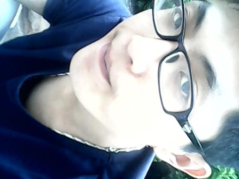 寂寞、点着烟的头像