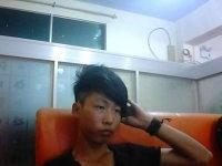 孤独赤子的头像