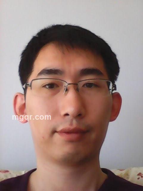 蚂蚁啃骨头的头像