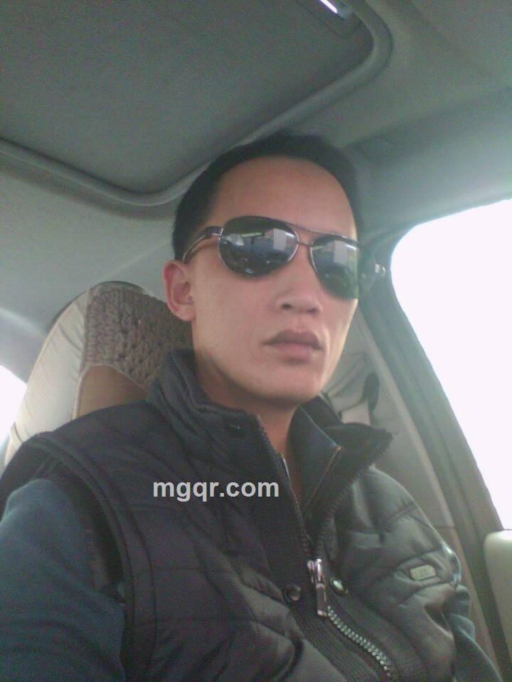 雨中闲鹤的头像